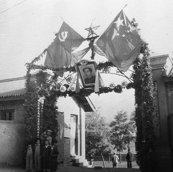 1949年8月26日，蘭州解放。西北生物學制品實驗廠由人民解放軍接管，改編為&ldquo;軍區西北防疫處&rdquo;